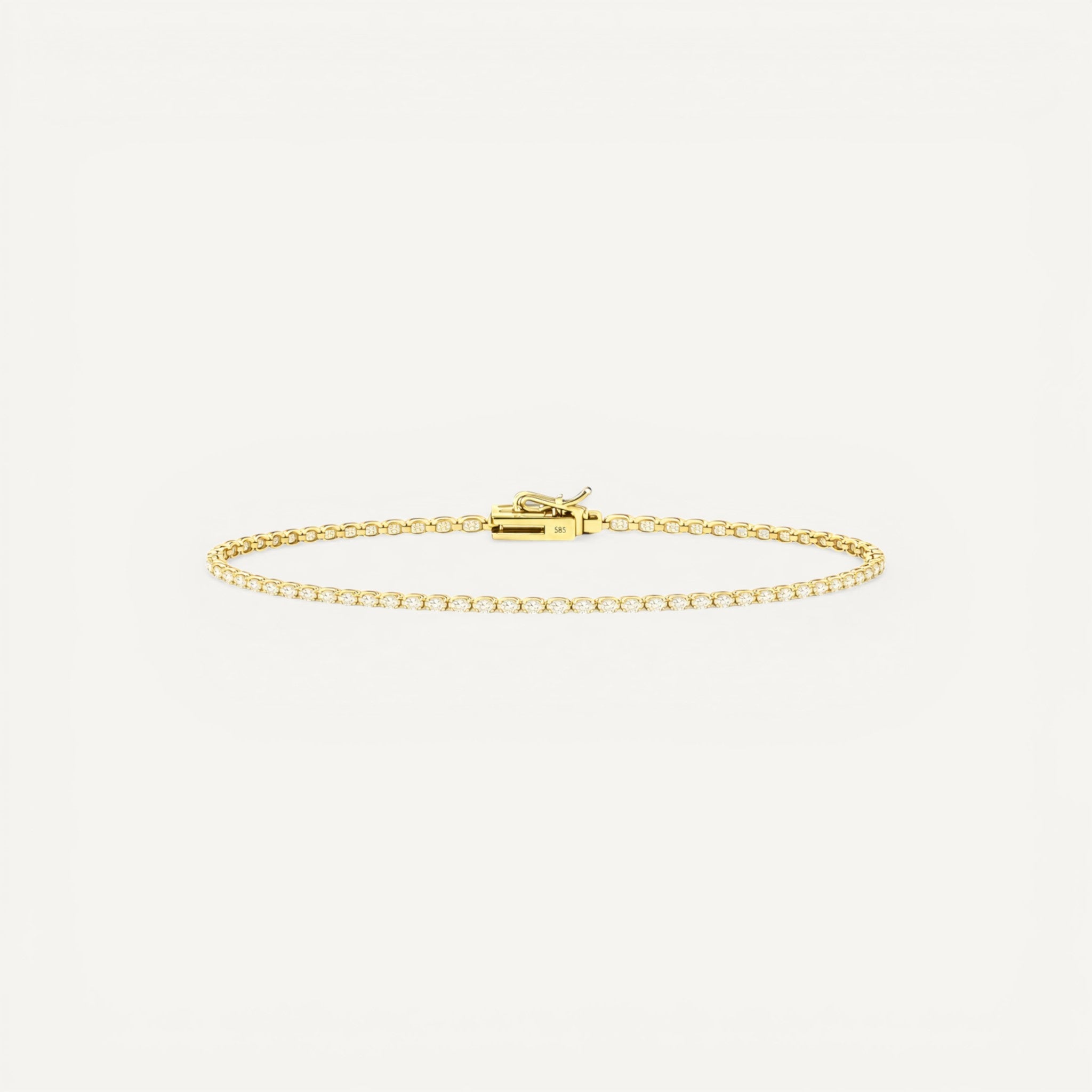 14K Yellow Gold Heritage Prong Tennis Bracelet - Petite size with 2.5-4 ct tw diamonds in four-prong setting