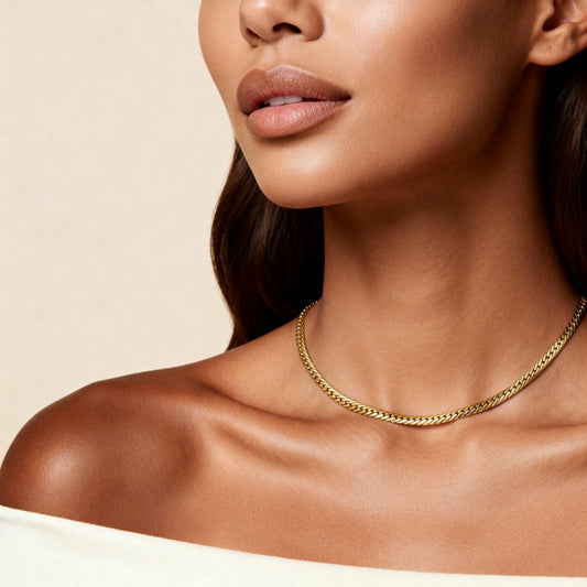 10K Yellow Gold Veritas Majestic Curb Chain Necklace worn - lifestyle image