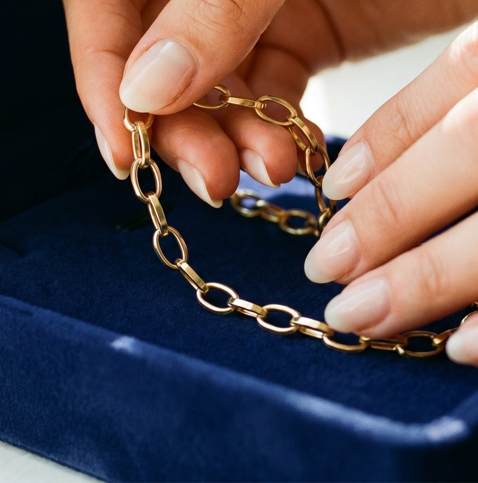 How to care for solid gold and diamond jewellery