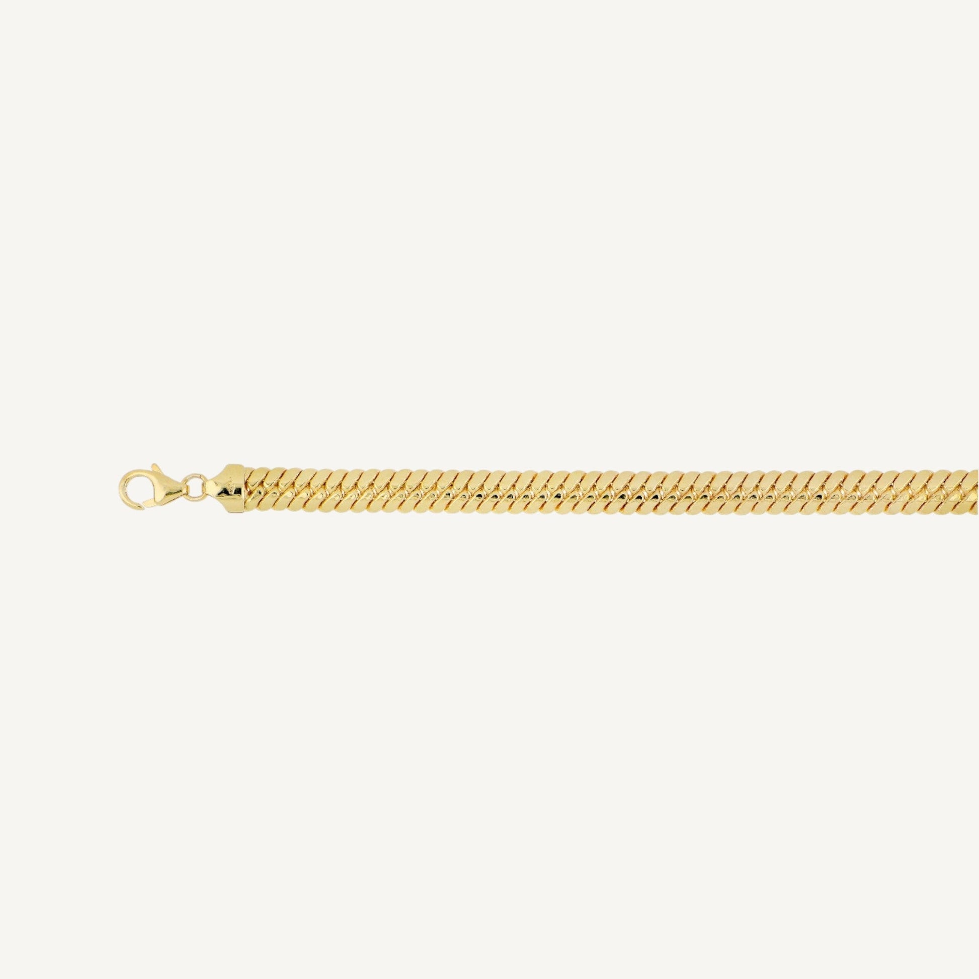 10K Yellow Gold Lux Majestic Herringbone Chain Necklace - clasp detail